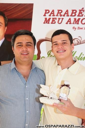 João Molina comemora aniversário no Recanto dos Lagos