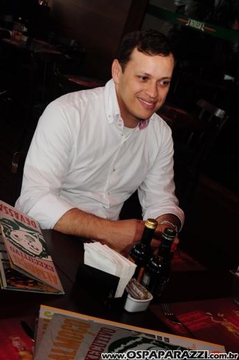 Devassa Colinas oferece almoço executivo e happy hour