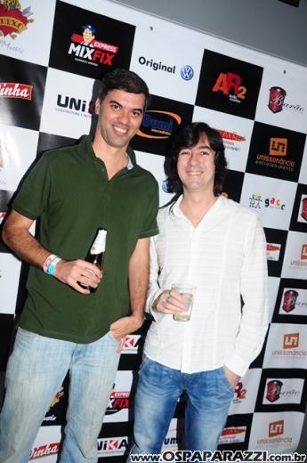 Drum'n Bossa no palco do Anexo com Fernanda Porto