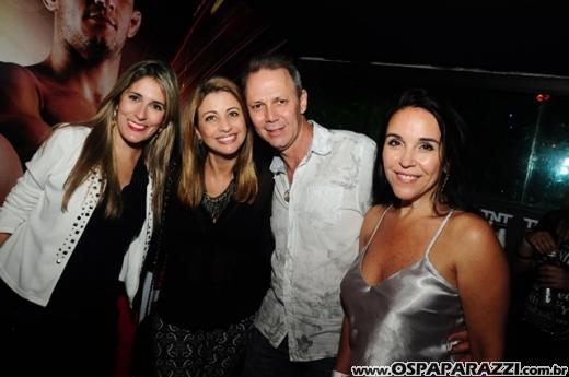 Drum'n Bossa no palco do Anexo com Fernanda Porto
