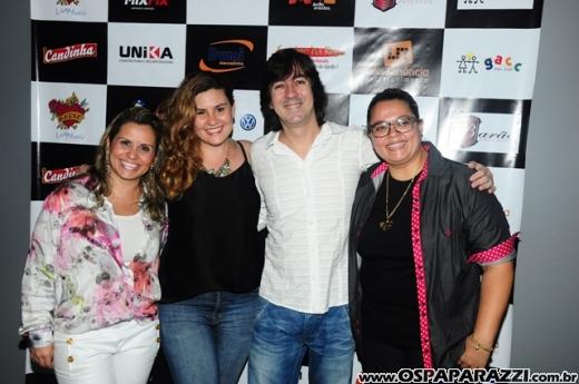 Drum'n Bossa no palco do Anexo com Fernanda Porto