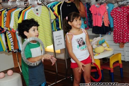 Bicho Papão promove oficina de circo para seus clientes mirins