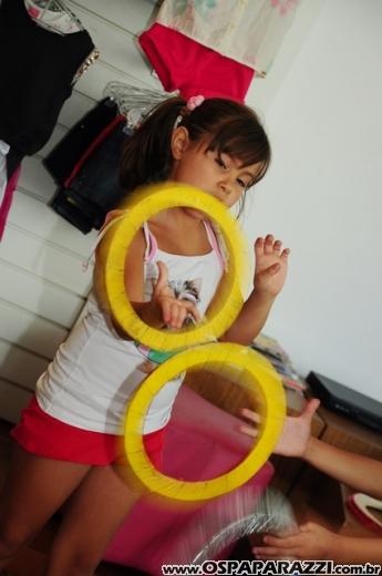 Bicho Papão promove oficina de circo para seus clientes mirins