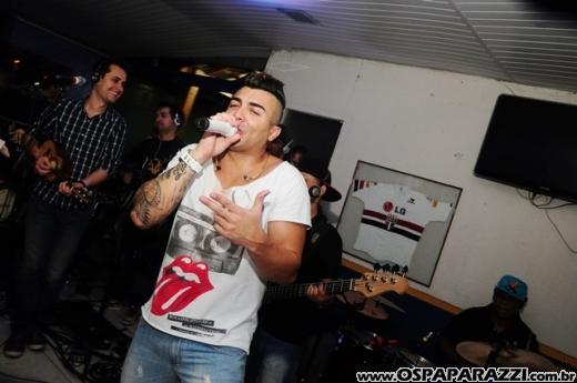 Bruno Baroni é um dos aniversariantes do mês de outubro