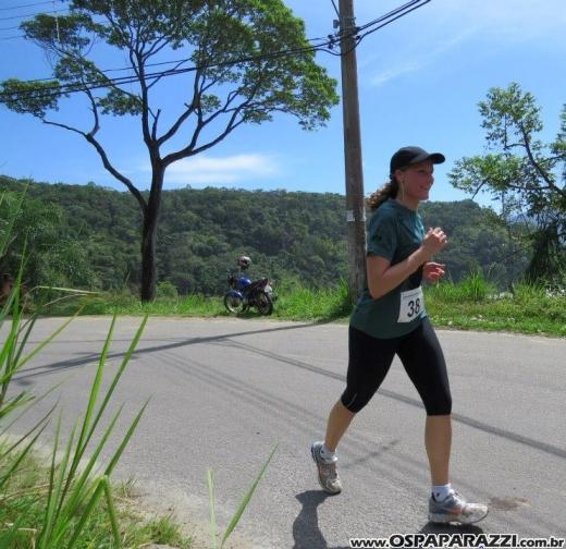 Primeiro Desafio SUP e RUN reúne 160 atletas em Ubatuba