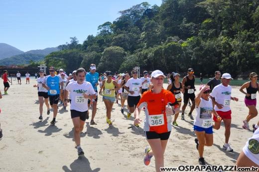 Primeiro Desafio SUP e RUN reúne 160 atletas em Ubatuba