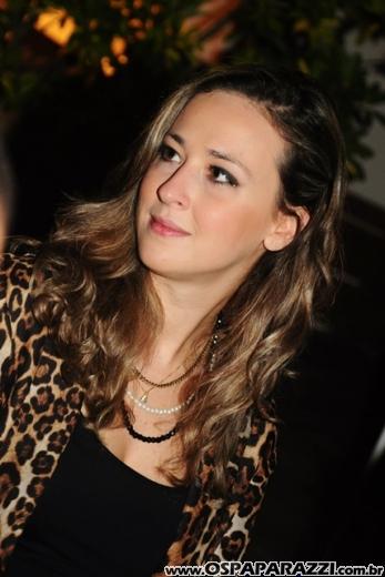 Juliana Máximo comemora aniversário no fim de semana