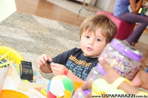 Bicho Papão promove oficina com Risoflora para clientes mirins