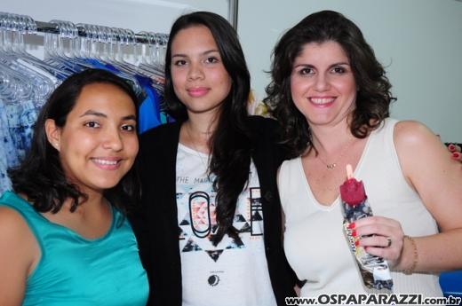 Betha Cloe convida para Coquetel de Natal com maquiador