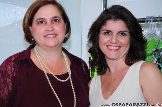 Betha Cloe convida para Coquetel de Natal com maquiador