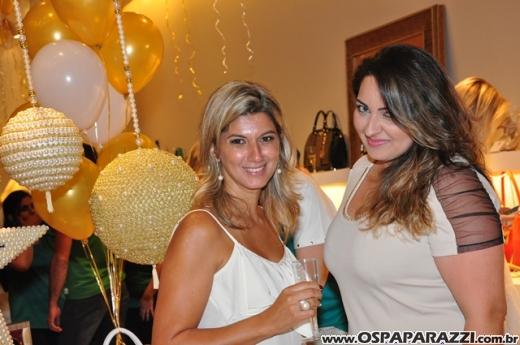 Andrea, Cris e Mari comemoram aniversário com festa diferente
