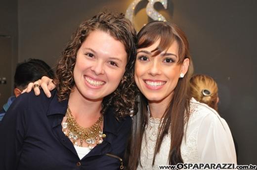 Andrea, Cris e Mari comemoram aniversário com festa diferente