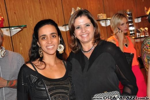 Andrea, Cris e Mari comemoram aniversário com festa diferente