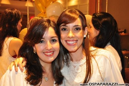 Andrea, Cris e Mari comemoram aniversário com festa diferente
