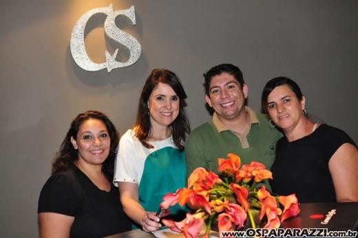Andrea, Cris e Mari comemoram aniversário com festa diferente