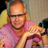 Amicci Dal Vino Caffé tem discotecagem de Beto Kavalcante