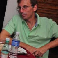 Amicci Dal Vino Caffé tem discotecagem de Beto Kavalcante