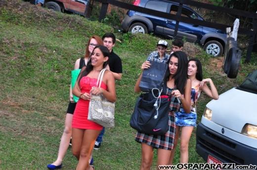 Alicia Moreira Nunes comemora 15 anos no Recanto do Valle