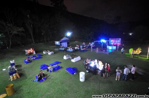 Alicia Moreira Nunes comemora 15 anos no Recanto do Valle