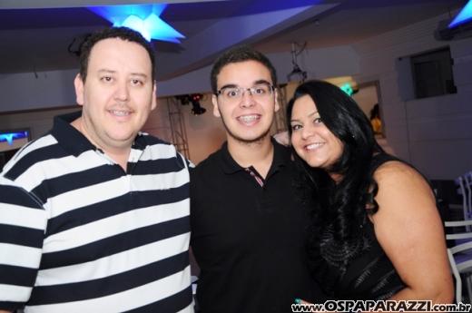 Marcelo Junior festeja 18 anos com big festa na Number Two