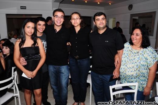 Marcelo Junior festeja 18 anos com big festa na Number Two