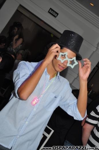 Marcelo Junior festeja 18 anos com big festa na Number Two