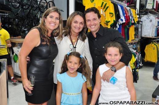 Gamaia Esportes reinaugura loja no Vale Sul Shopping