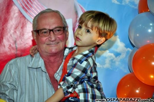 Otavio completa 4 anos com festa no Buffet Be Happy