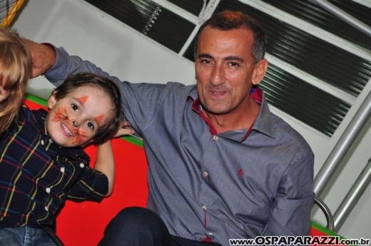 Otavio completa 4 anos com festa no Buffet Be Happy