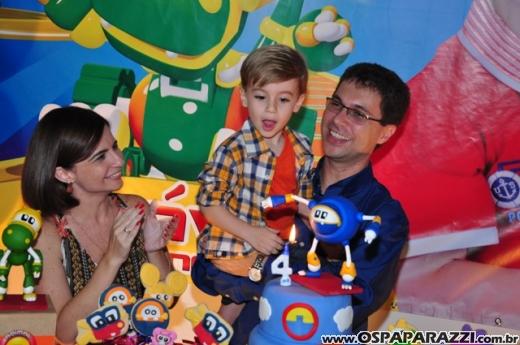 Otavio completa 4 anos com festa no Buffet Be Happy