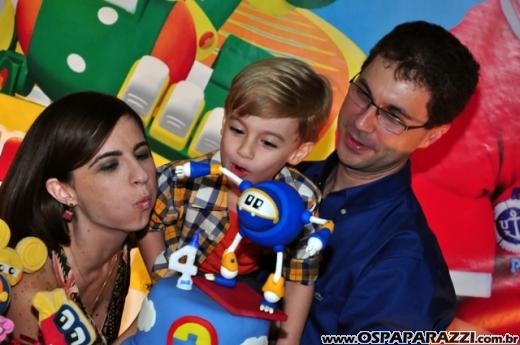 Otavio completa 4 anos com festa no Buffet Be Happy