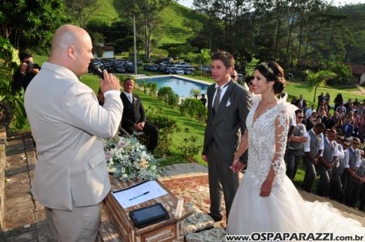 Graziela Leite e Willian Prado casam-se na Fazenda Casa Gde