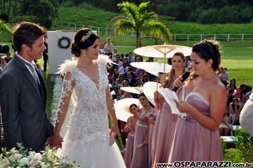 Graziela Leite e Willian Prado casam-se na Fazenda Casa Gde