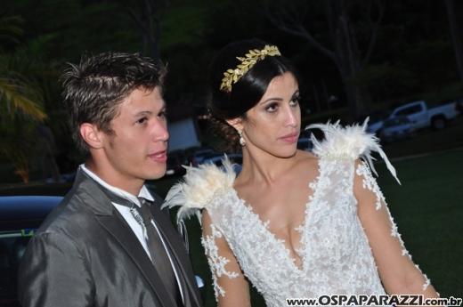 Graziela Leite e Willian Prado casam-se na Fazenda Casa Gde