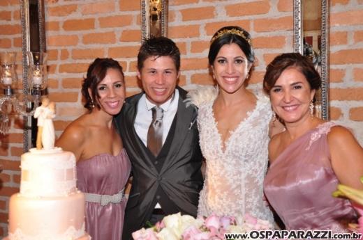 Graziela Leite e Willian Prado casam-se na Fazenda Casa Gde