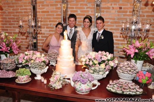 Graziela Leite e Willian Prado casam-se na Fazenda Casa Gde