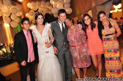 Graziela Leite e Willian Prado casam-se na Fazenda Casa Gde