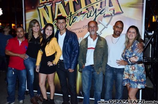 Leo Rodriguez faz Selfie com fãs na Estância Nativa Sertaneja