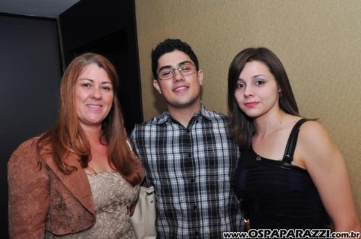 Fabio e Evandro inauguram Matsunos Cabeleireiros no Vila Ema