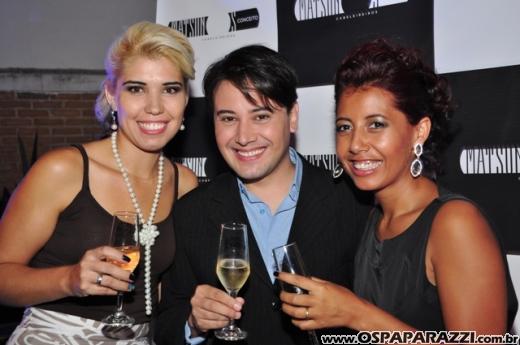 Fabio e Evandro inauguram Matsunos Cabeleireiros no Vila Ema
