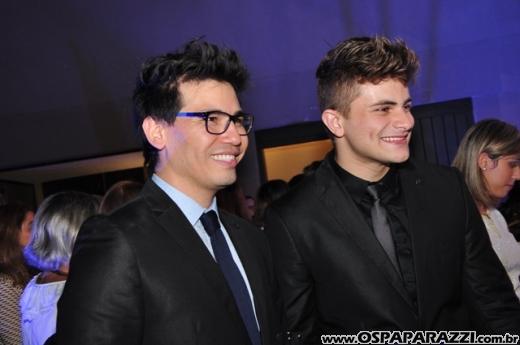 Fabio e Evandro inauguram Matsunos Cabeleireiros no Vila Ema