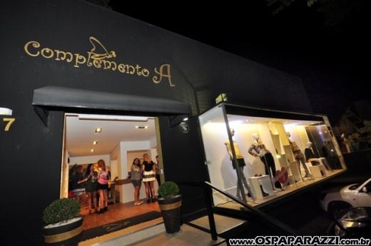 Complemento-A mostra nova coleção com Andrea e Geovane
