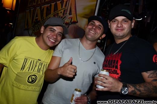Humberto e Ronaldo no palco da Estância Nativa Sertaneja