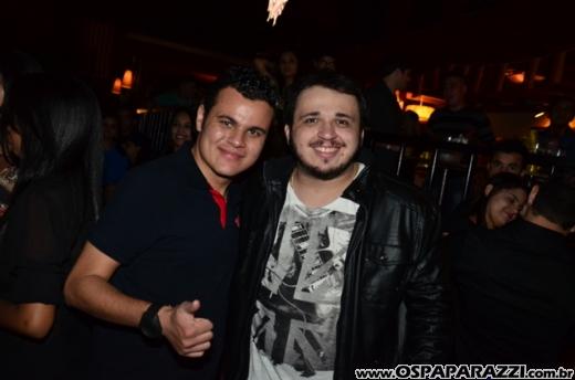 Humberto e Ronaldo no palco da Estância Nativa Sertaneja