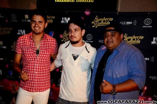 Humberto e Ronaldo no palco da Estância Nativa Sertaneja