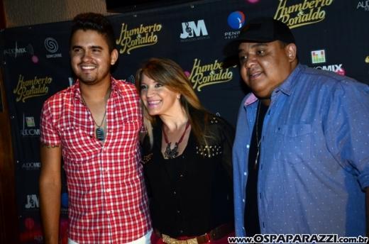 Humberto e Ronaldo no palco da Estância Nativa Sertaneja