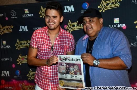 Humberto e Ronaldo no palco da Estância Nativa Sertaneja