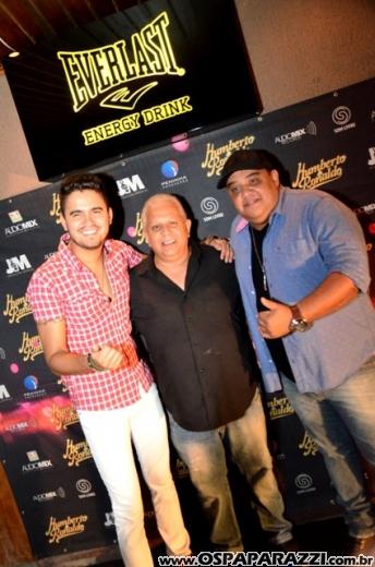 Humberto e Ronaldo no palco da Estância Nativa Sertaneja