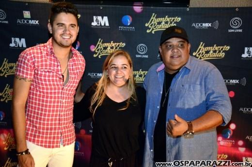 Humberto e Ronaldo no palco da Estância Nativa Sertaneja