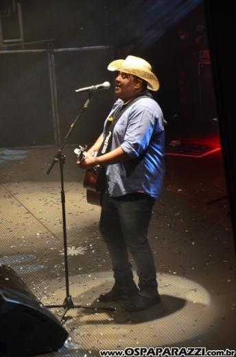 Humberto e Ronaldo no palco da Estância Nativa Sertaneja